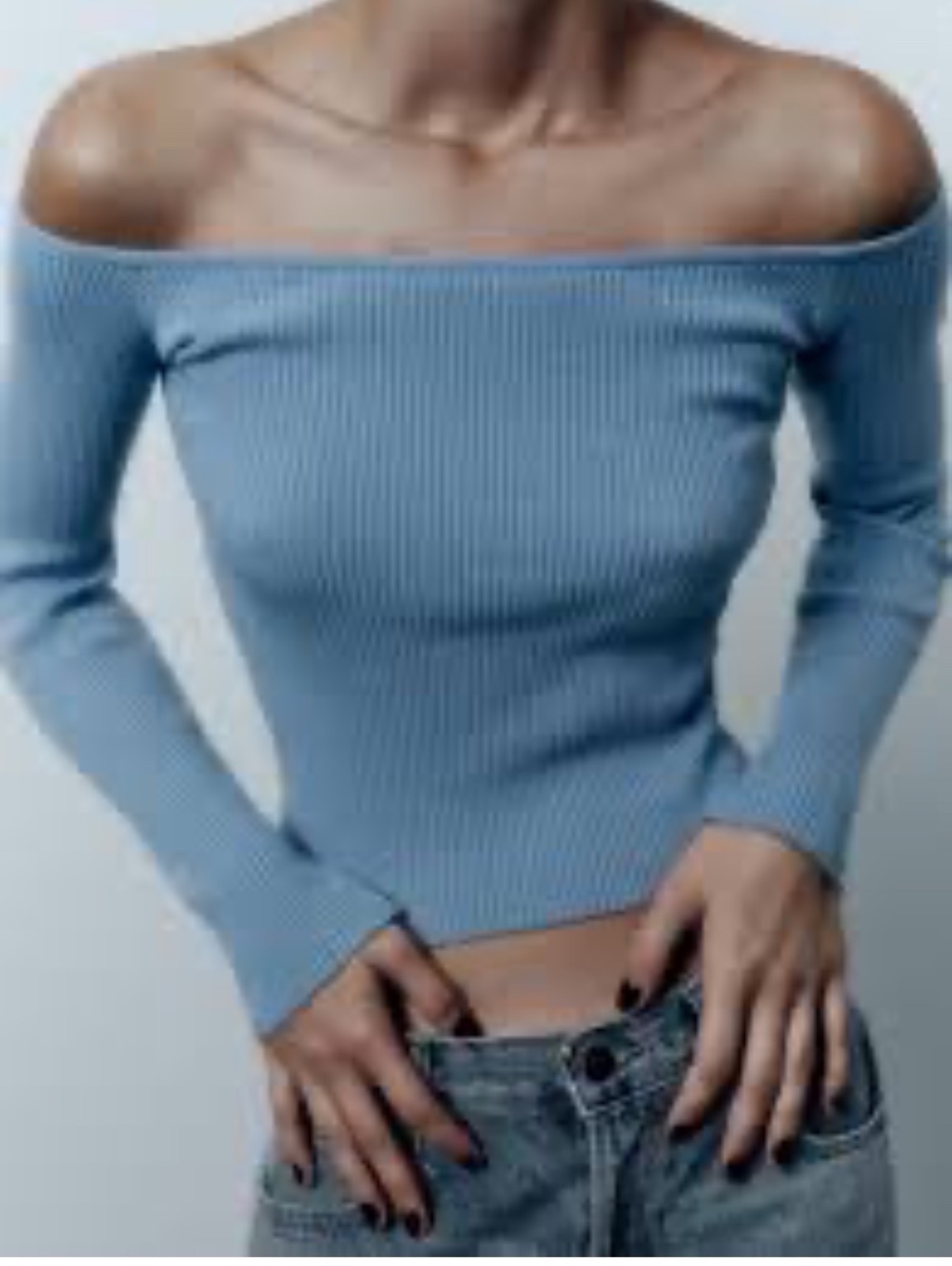 Zara pull decolleté neuf