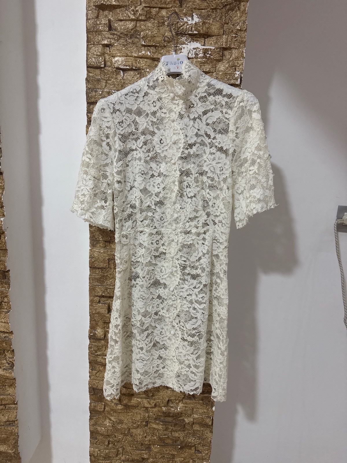 Robe en dentelle neuf