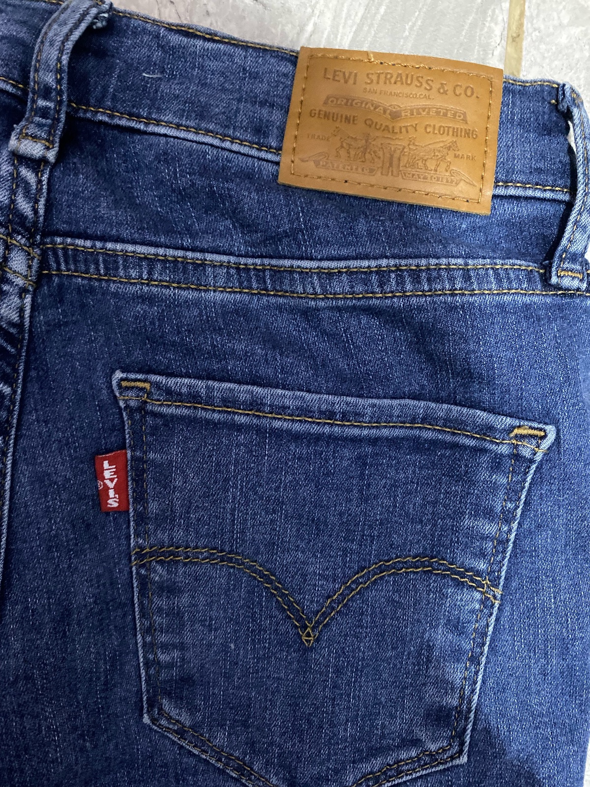 Levis 720 skinny high waisted taille 34/36