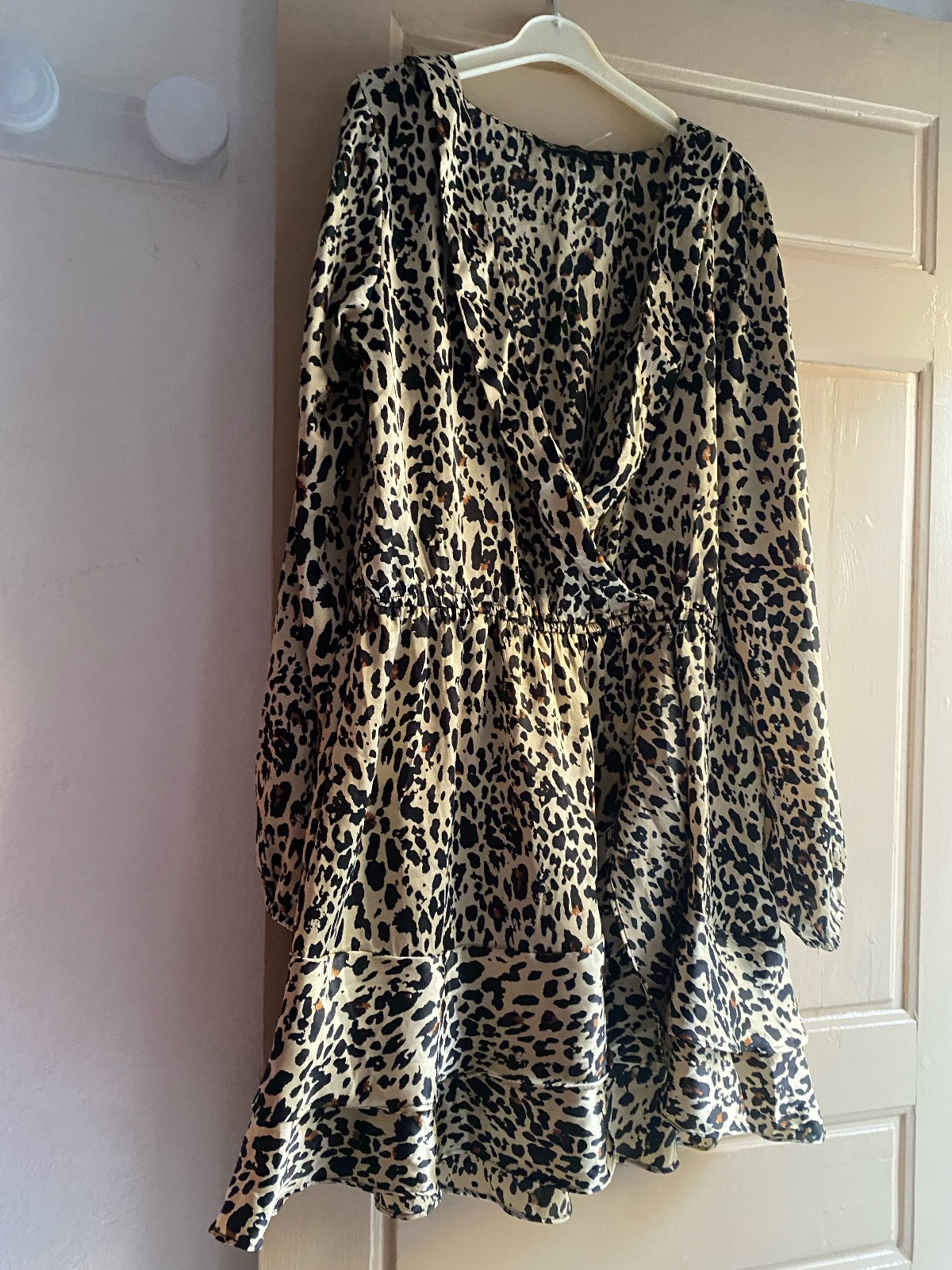 Robe leopard taille 42