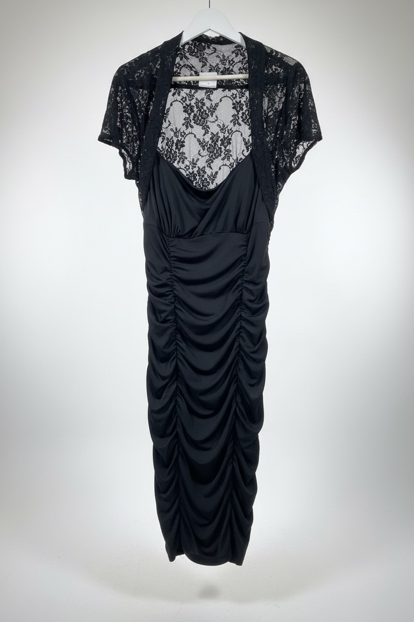 Robe moulante en dentelle taille xs/s