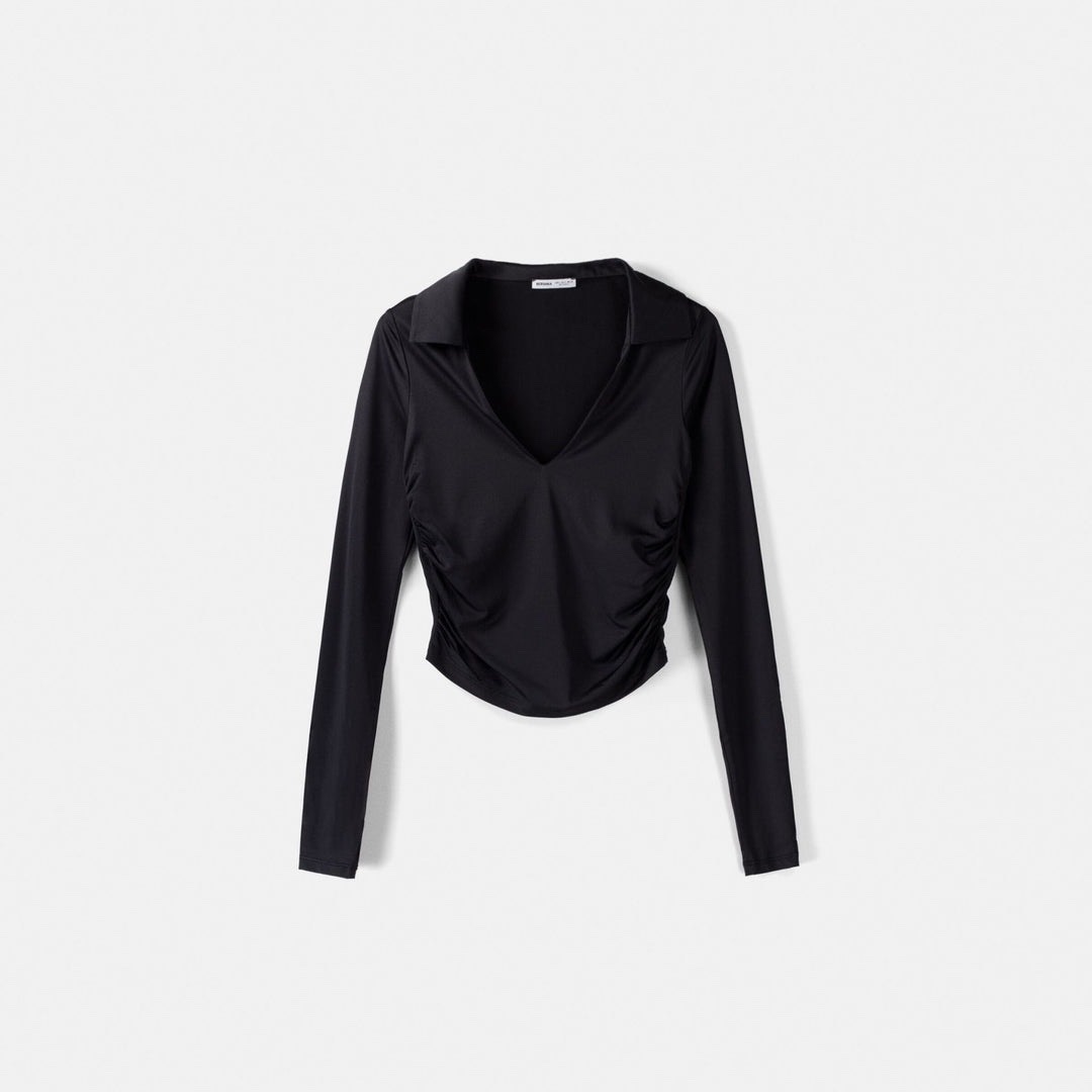 Pull bershka col v taille M neuf 