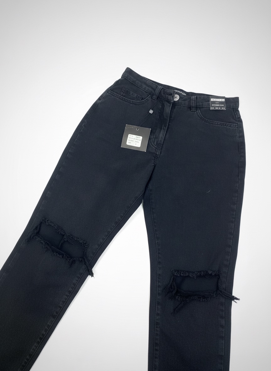 Jean noir taille 36 neuf jamais portè