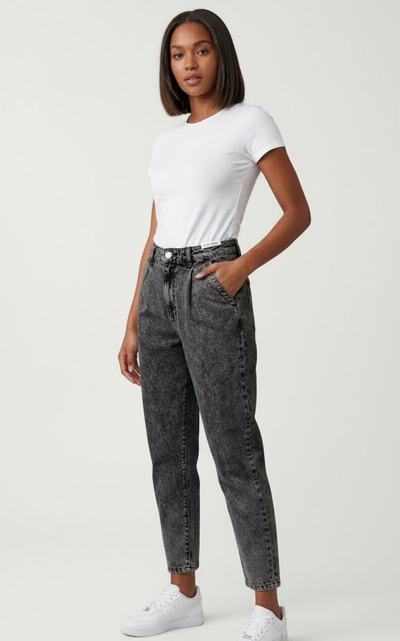 Jean mom fit taille 36/36 fort
