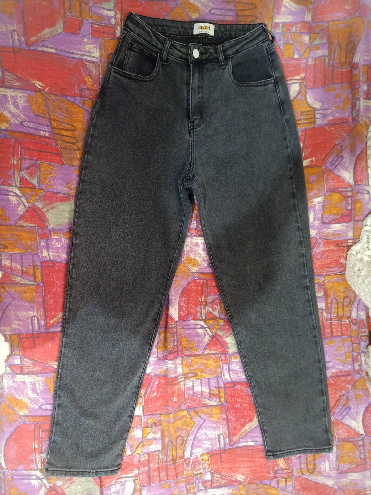 Pantalon jean gris 