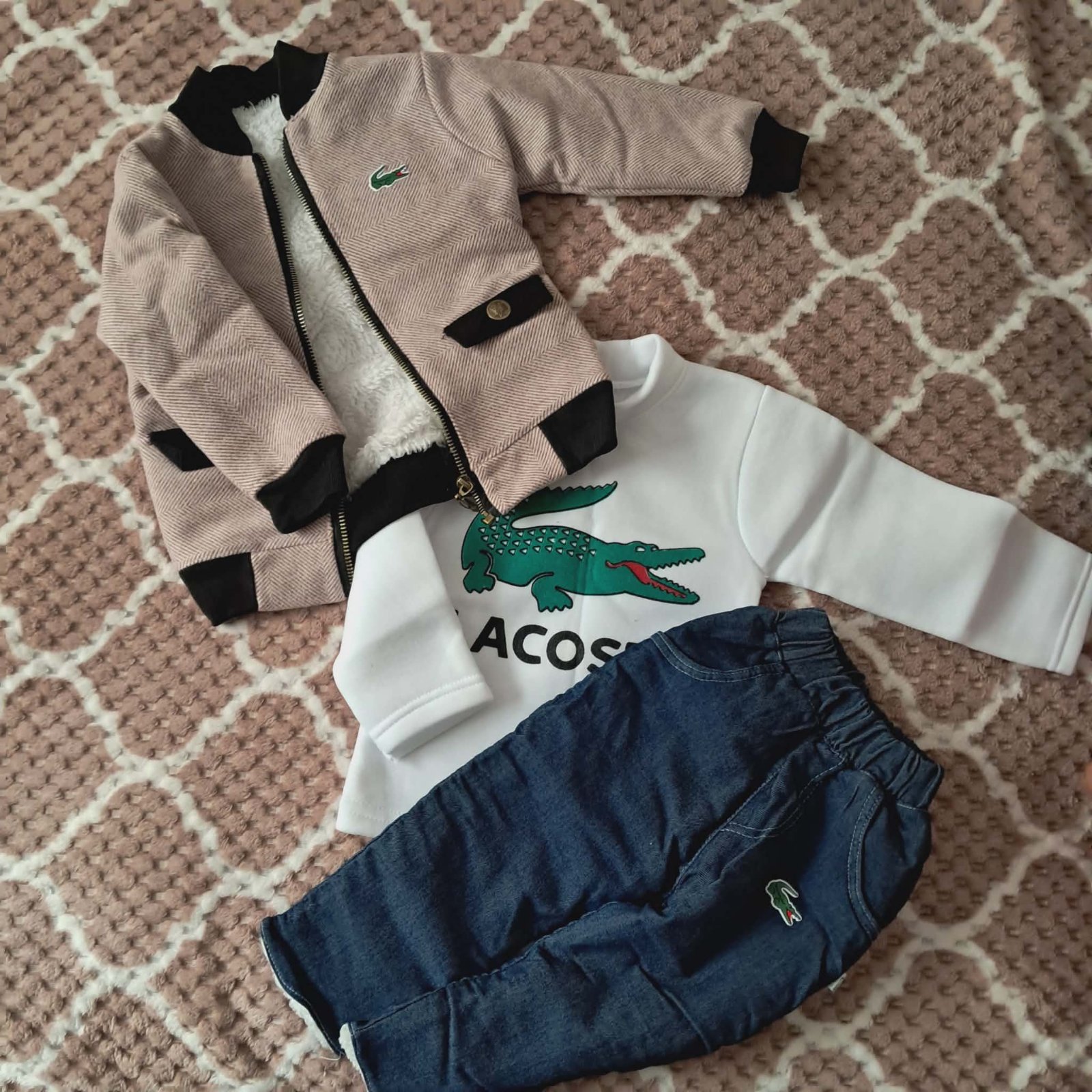 Pantalons / pull / veste 🐊