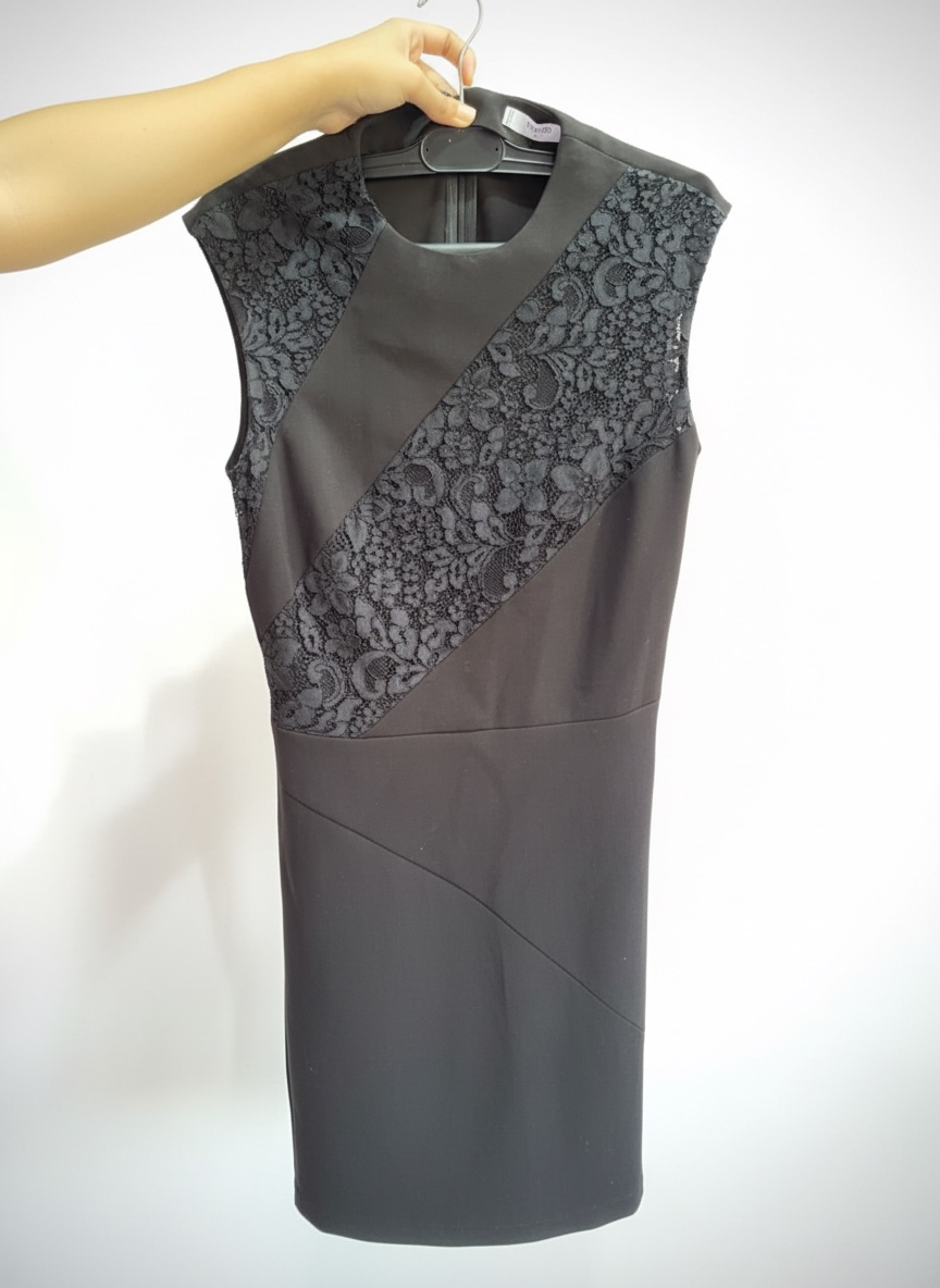 Robe noire courte Mango