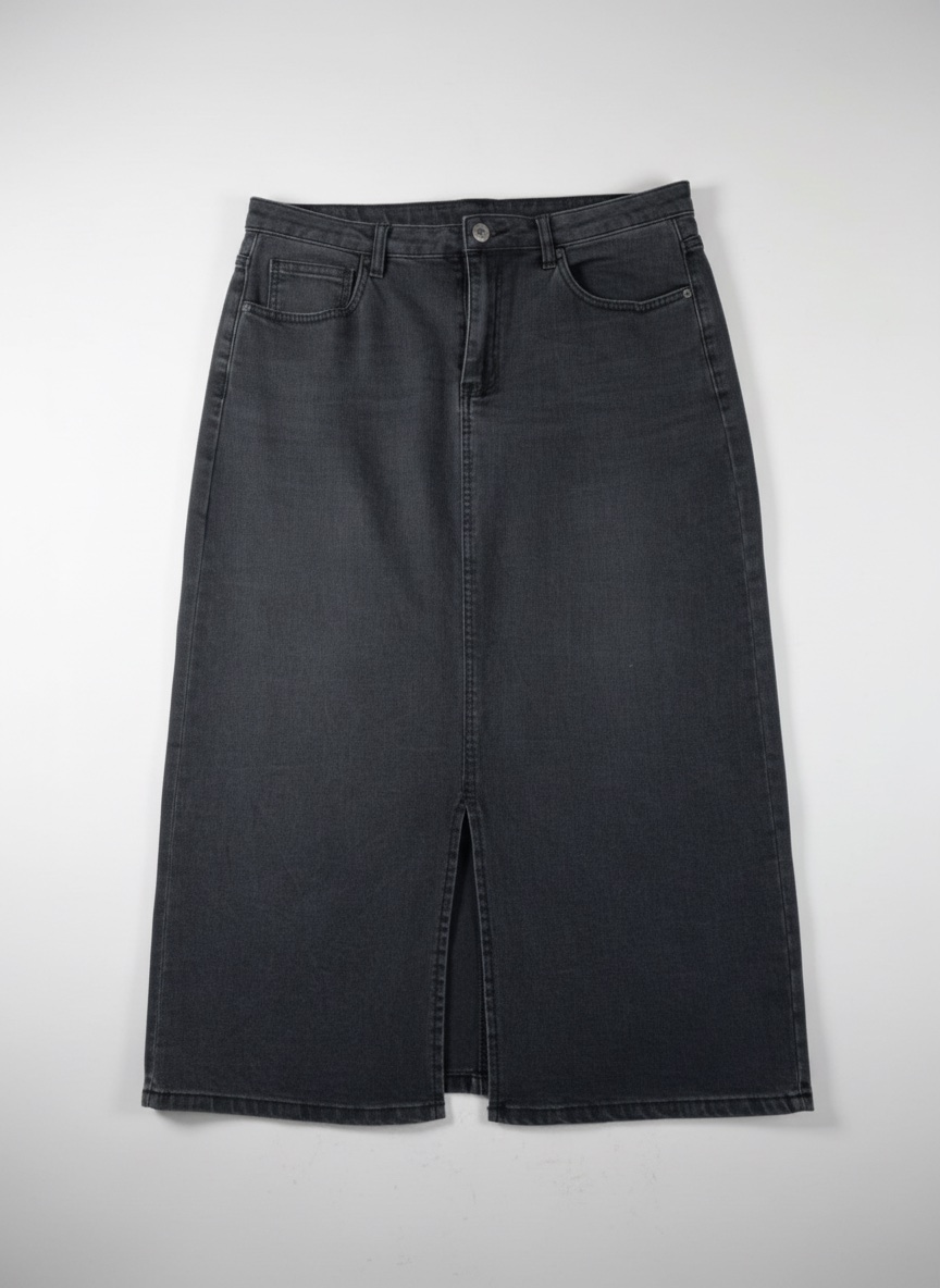 Jupe maxi denim noire avec une fente 