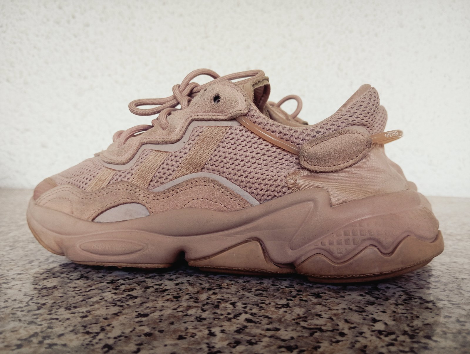 Adidas Ozweego P38