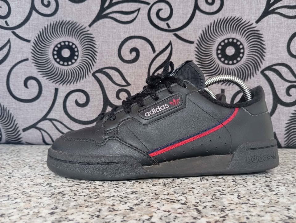 👟 **Adidas Continental 80 – Noir & Rouge**