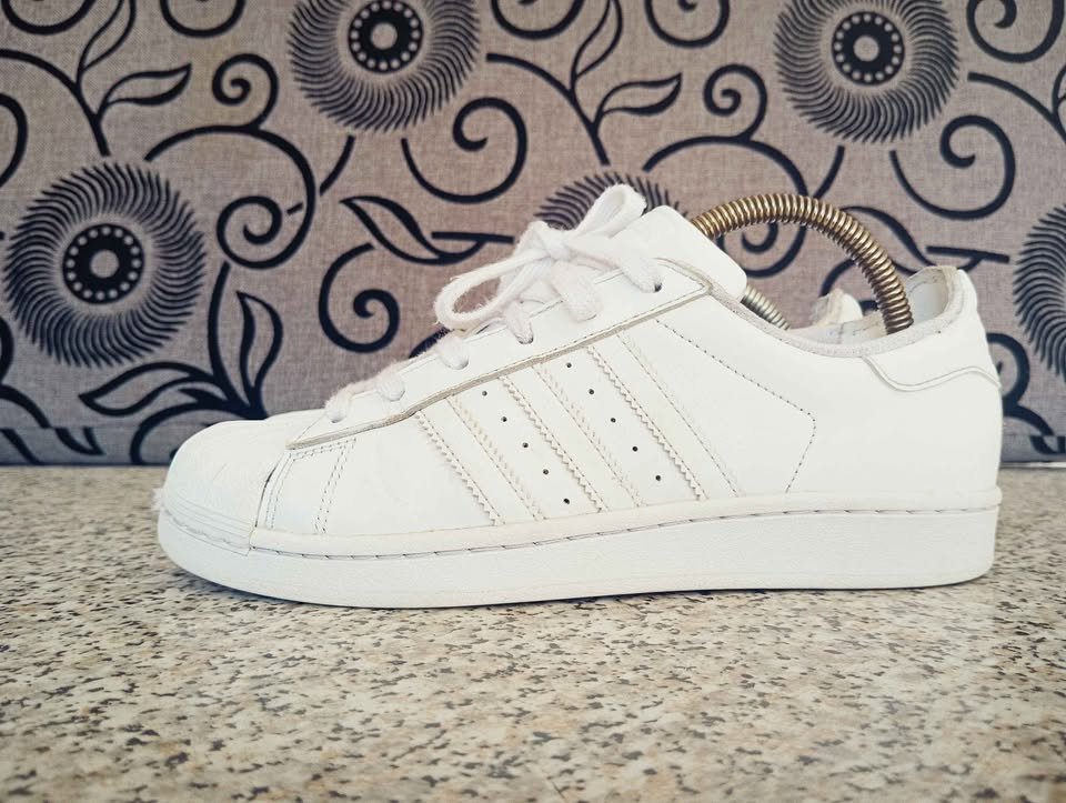 Adidas Superstar All White _Pointure 38 2/3 _ Très bon état