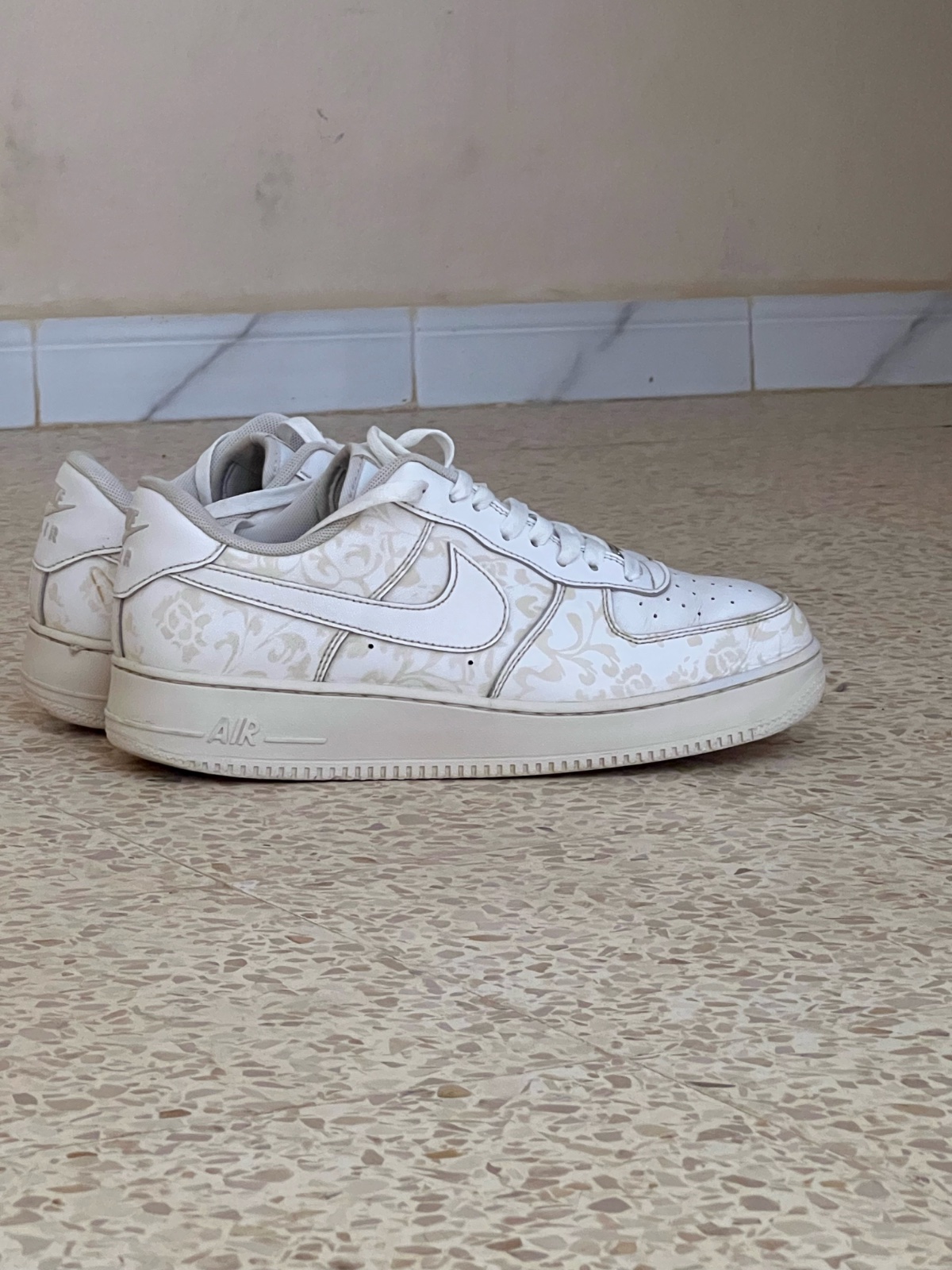 Nike air force 1 uv reactive color Changing Blue flowers
