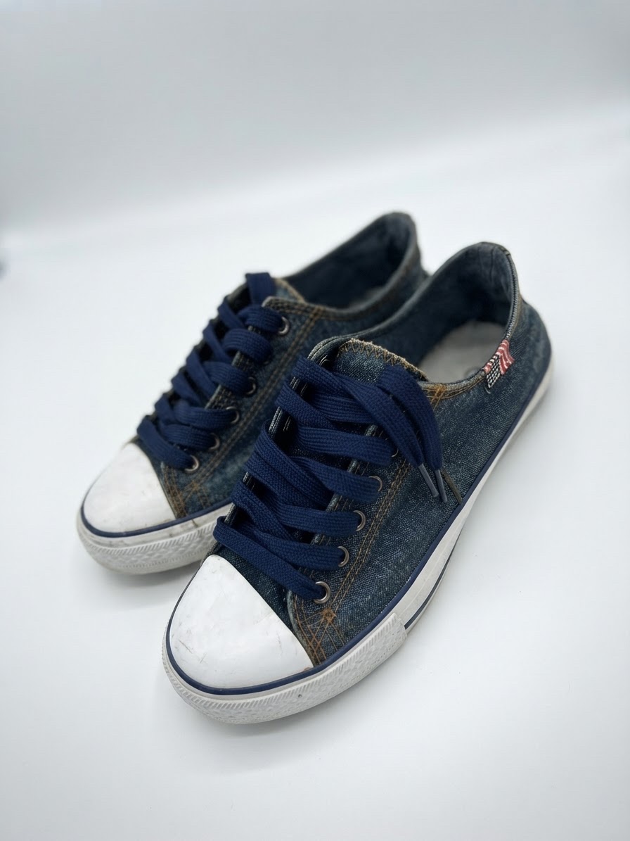     Converse First String Chuck Taylor All Star 