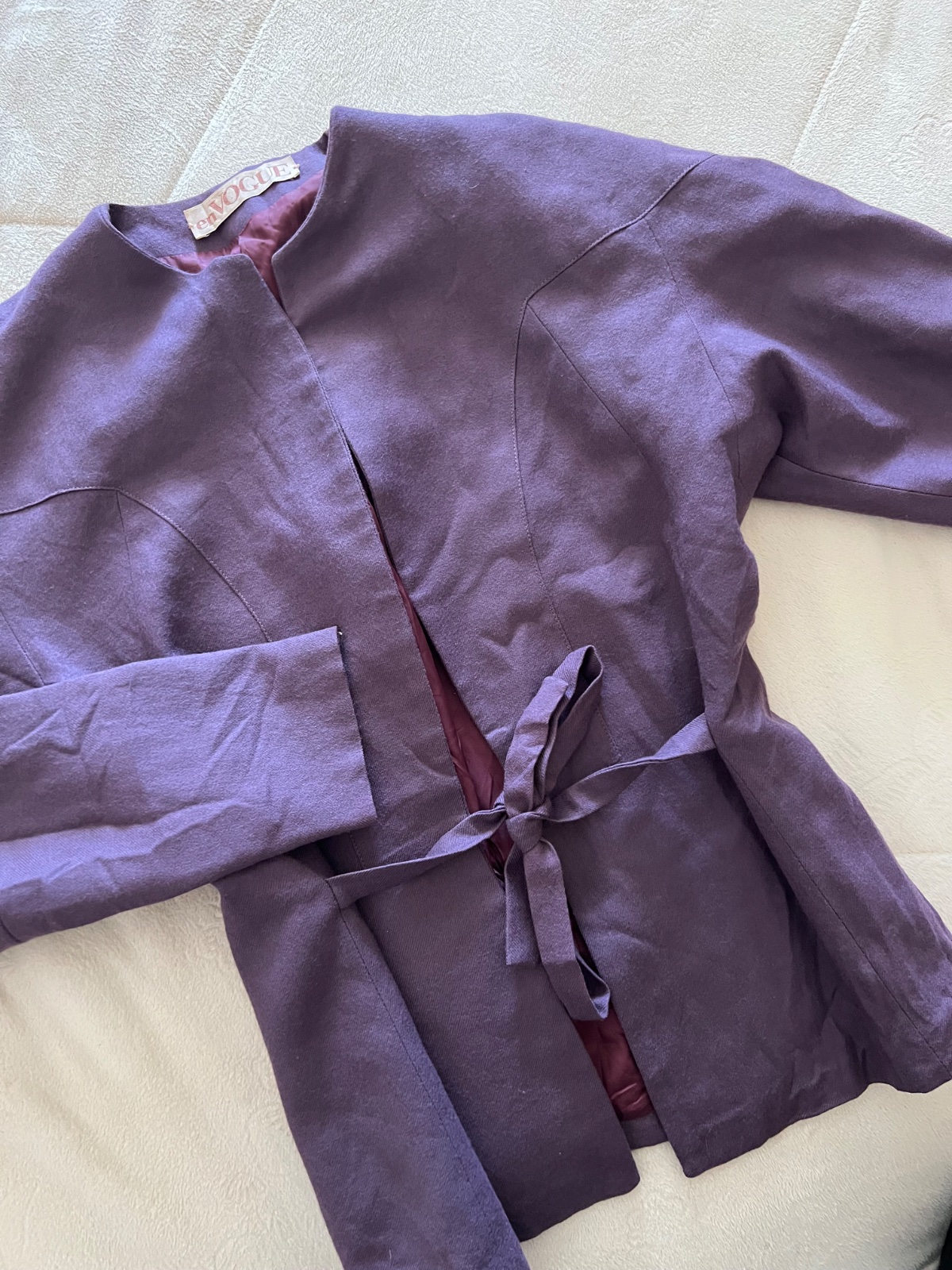 Veste / Kimono chic violet avec ceinture – EnVogue