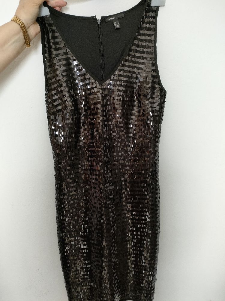Robe Noire Mango – Taille M – Polyester – Longueur 90 Cm – Élégante