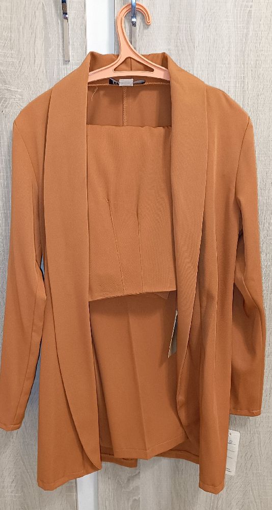ensemble blazer avec pantalon