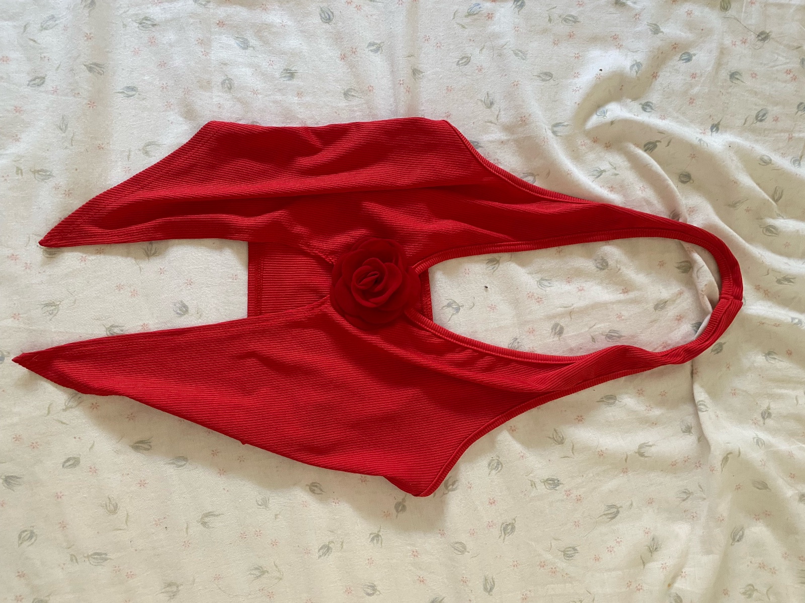 Cute red top