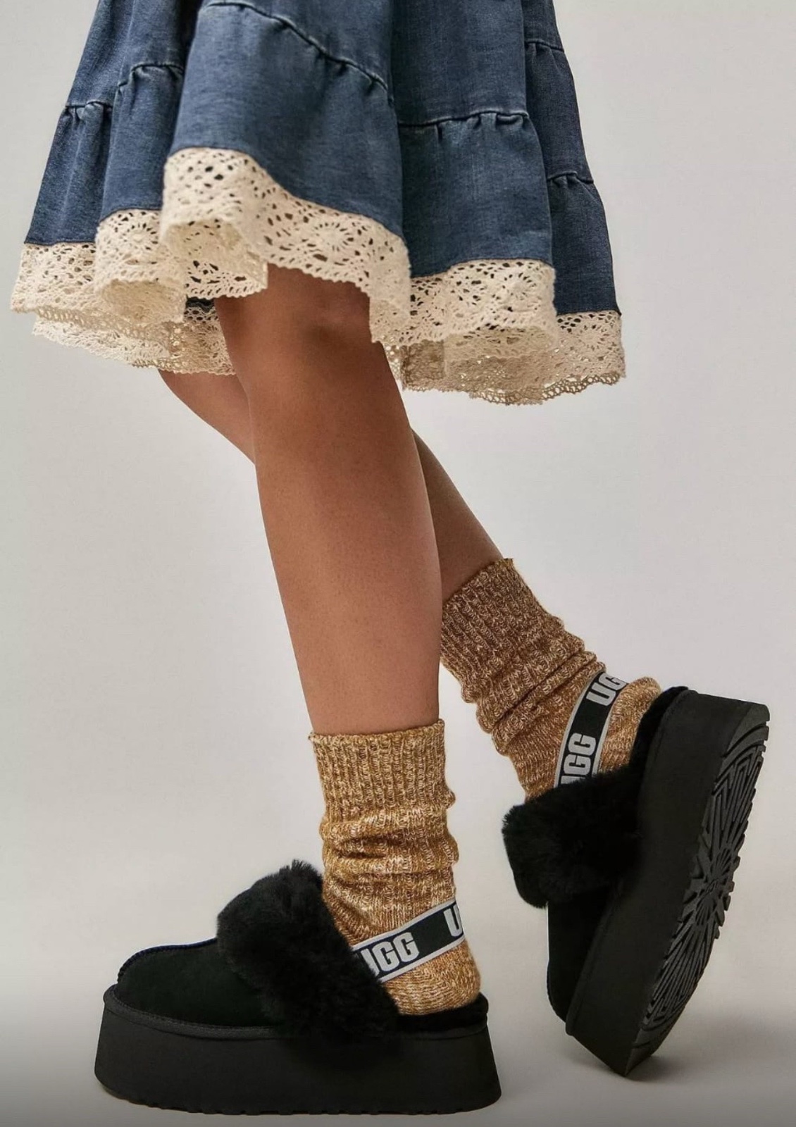 UGG Chausson Funkette marron et noir