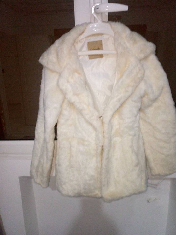 monteau fourrure de la marque Kokosh