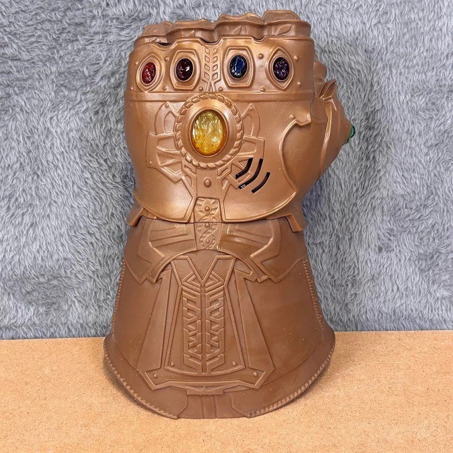 2017 Marvel Avengers Infinity War Thanos Infinity Gauntlet Fist Glove Hasbro