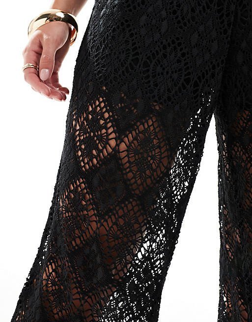 Pantalon transparent en crochet noir long