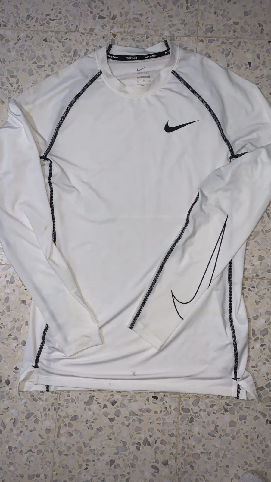 Compression shirt nike pro 