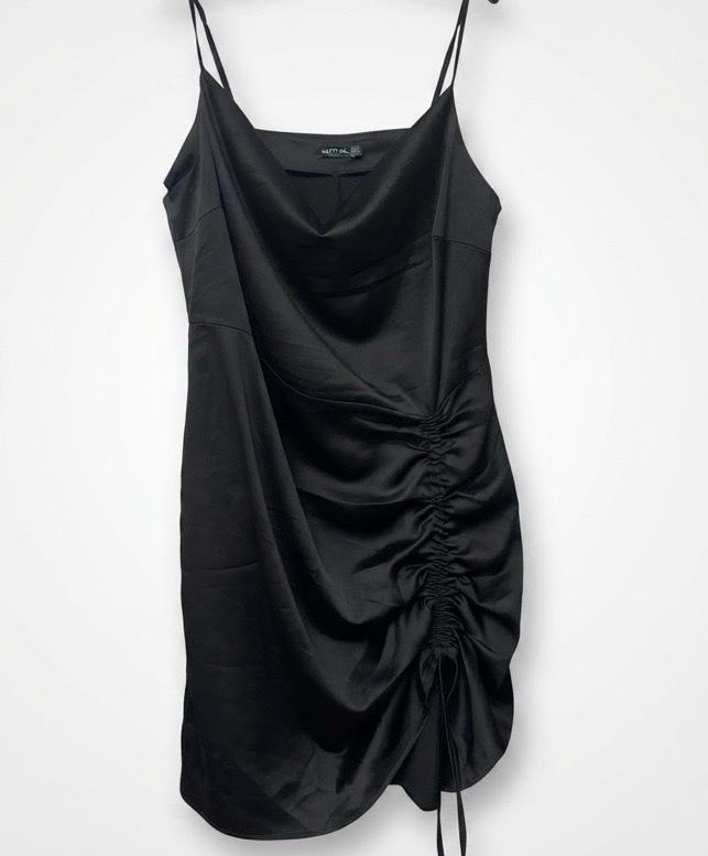 Robe noir 