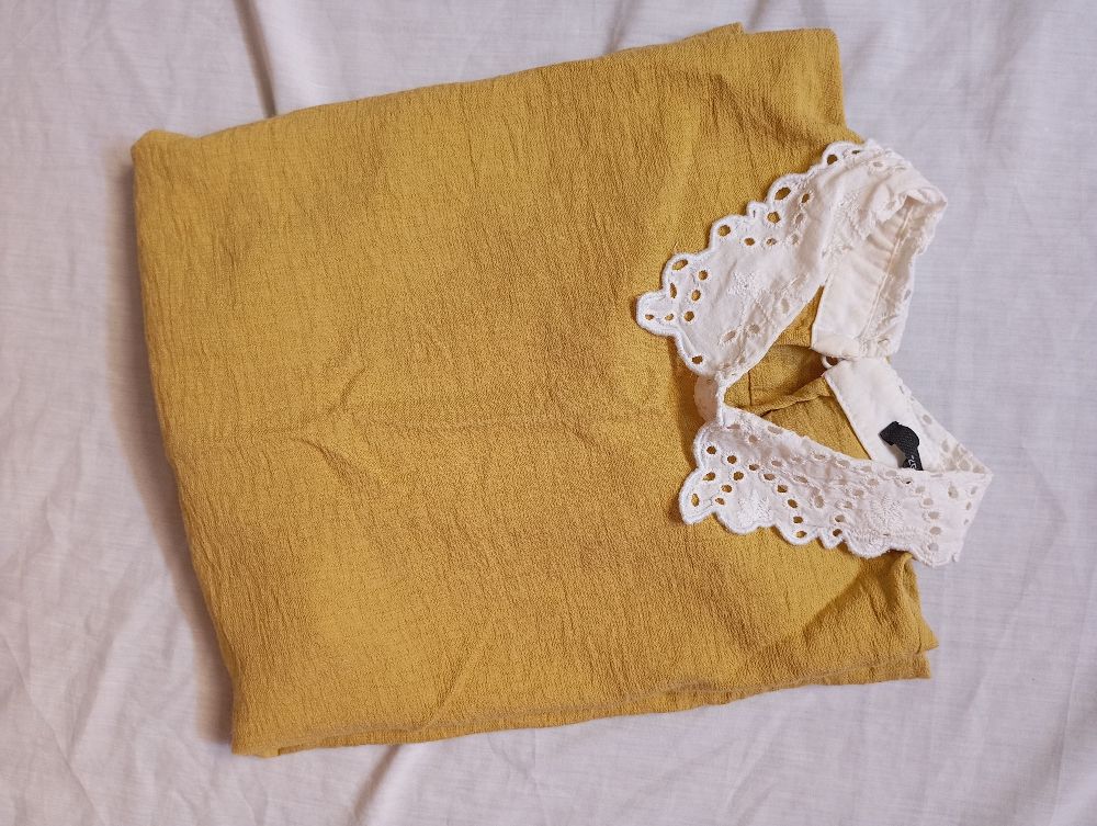 Chimise jaune