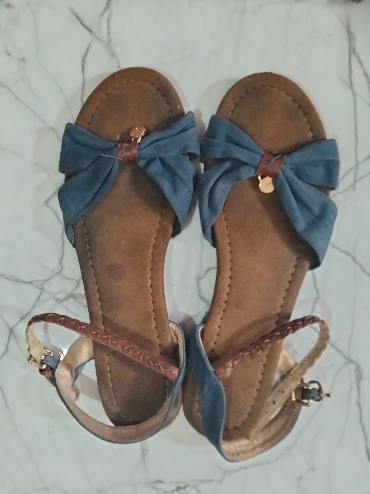 Sandal