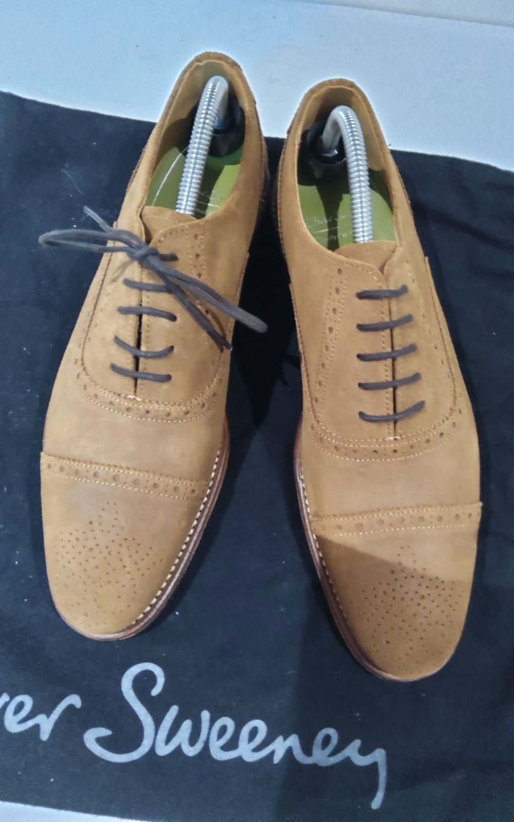 Chaussures monsieurs en daim