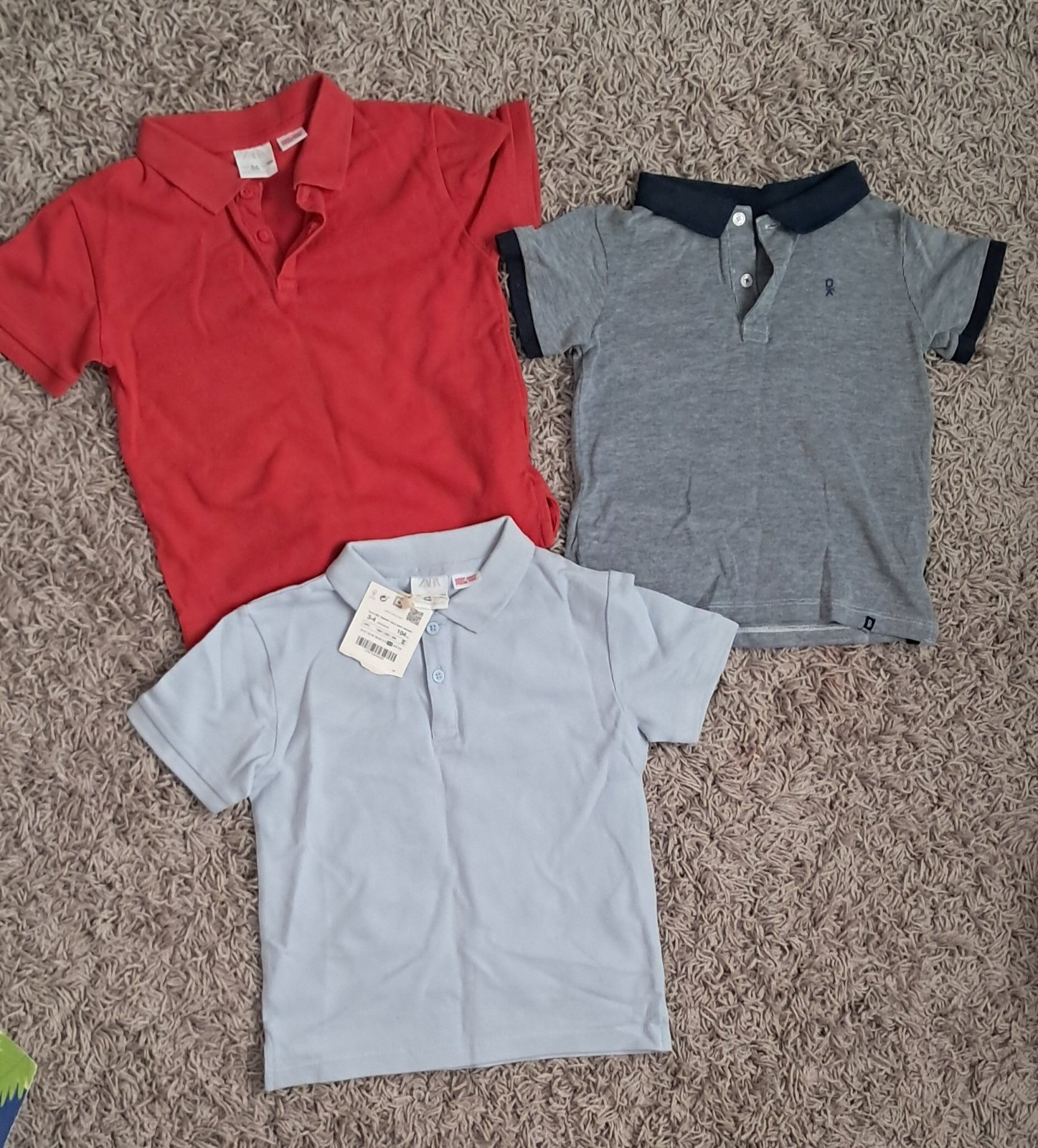 Lot polo taille 3/4ans marque zara et okaidi 