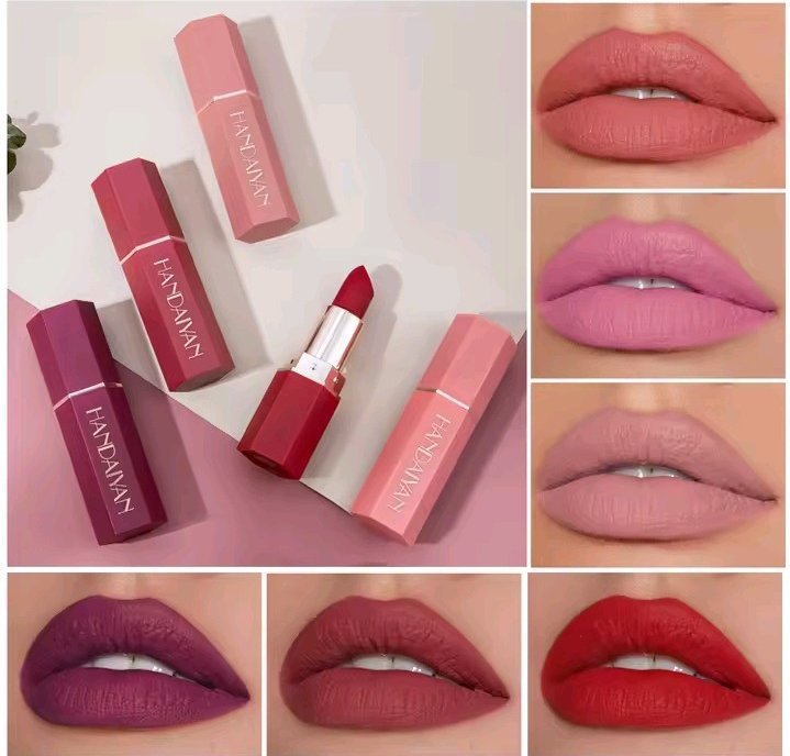 ROUGE A LEVRE 6 DOCUMENT 256 .COUPE ANTIARINA.FINITION VELOUR LANGUE DUREE. NE SE DECOLOR PAS.LISSE.ETANCHE RESISTANT AU TACHE 
