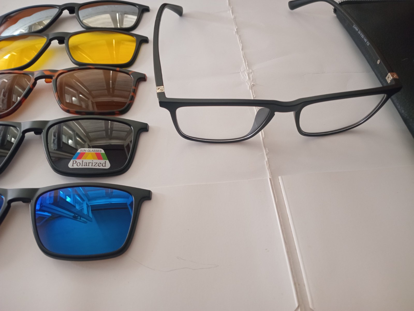 LUNETTE 6 EN 1 AVEC CLIP MAGNETIQUE POLARISER 400UV 
