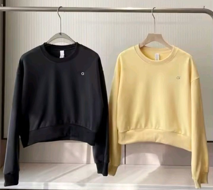 PULL HAUT COURT DECONTRACTE A COL ROND POUR FEMME.COUPE AMPLE PRINTEM 2026 STYLE SPORT CLASSIC POLIVALENT AVEC MOTIF LETTRE TOUT TAILLE DISPONIBLE 