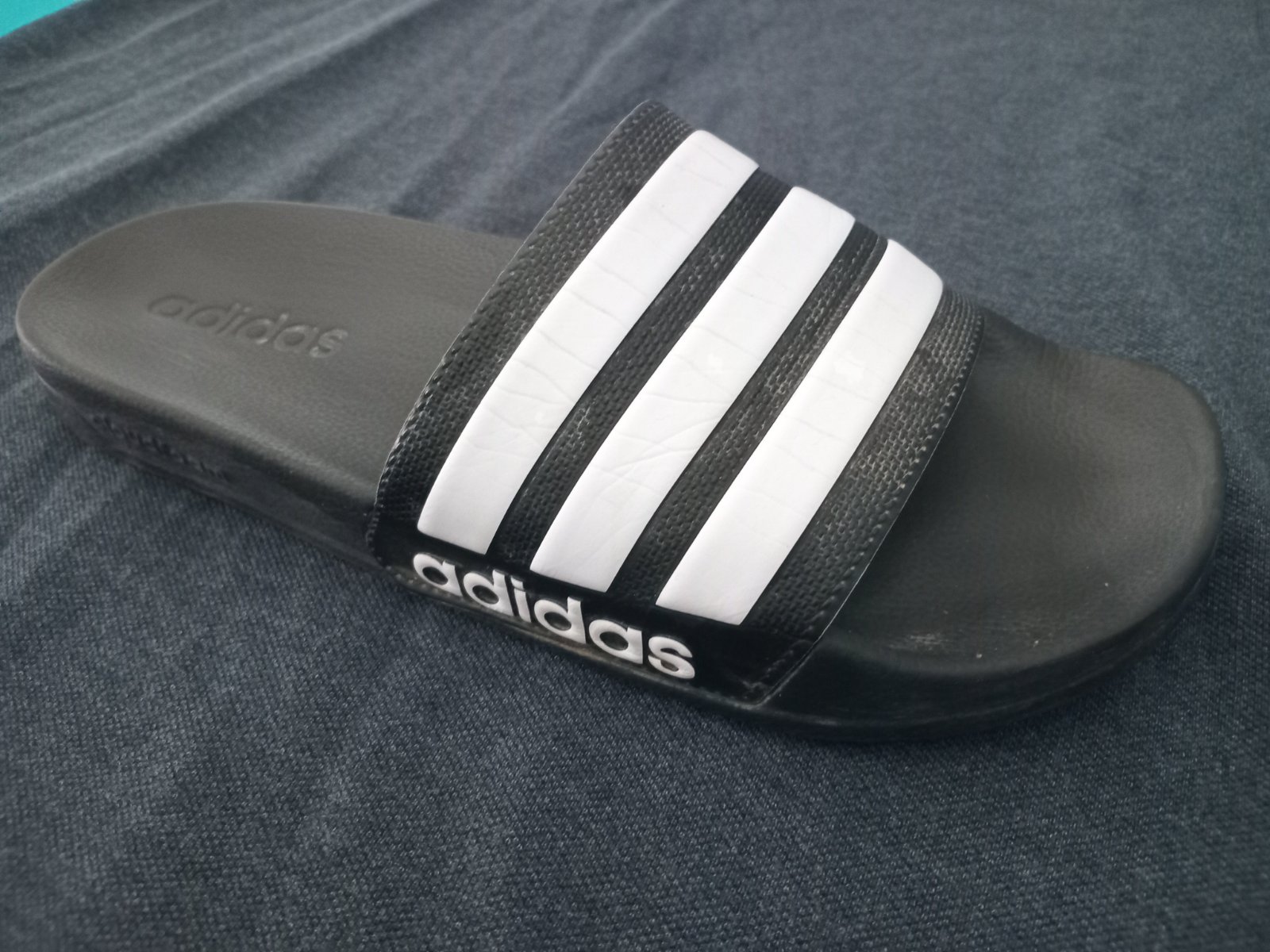 CLAQUETTE ADIDAS ORIGINAL POINTURE 40