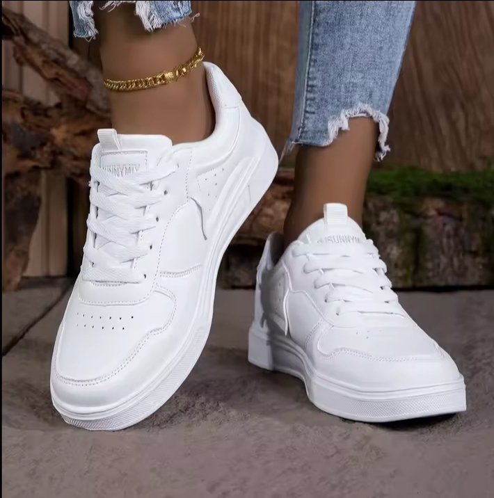 CHAUSSURE DECONTRACTE POUR FEMME TOUT POINTURE DISPONIBLE DE 36 A 41