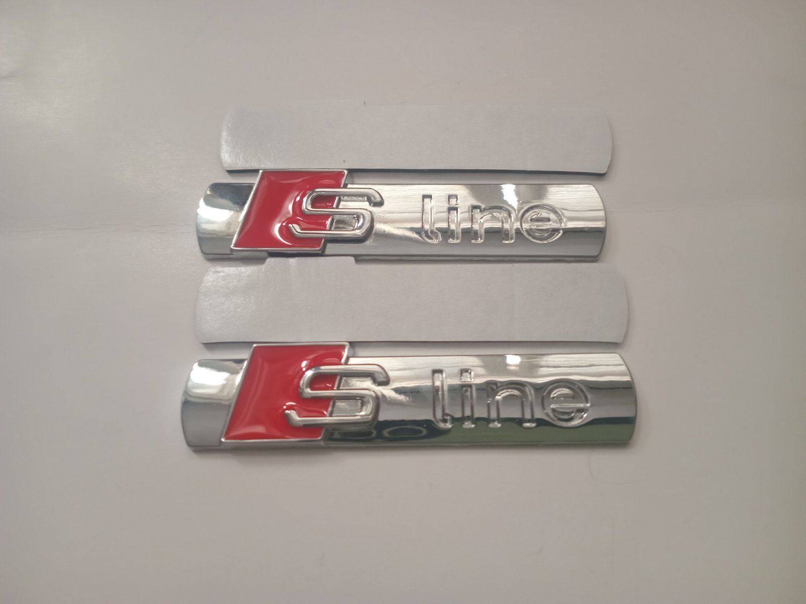EMBLEME POUR VOITURE AUDI S LINE