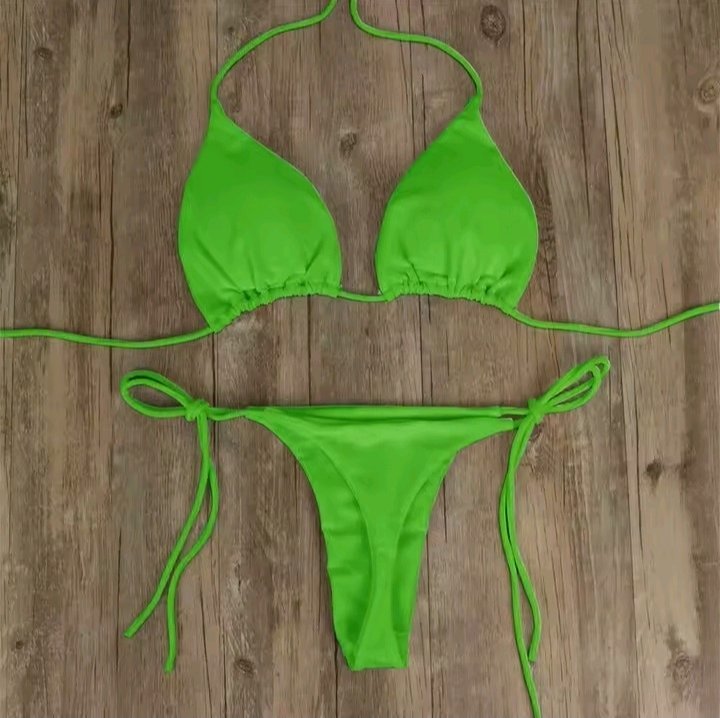 BIKIN TOUT COULEUR ET TAILLE DISPONIBLE 