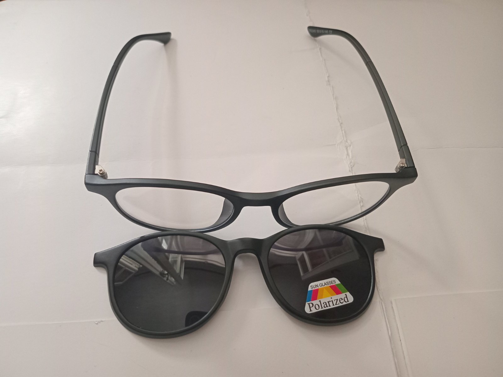LUNETTE 2 EN 1 AVEC CLIP MAGNETIQUE POLARISER 400UV 
