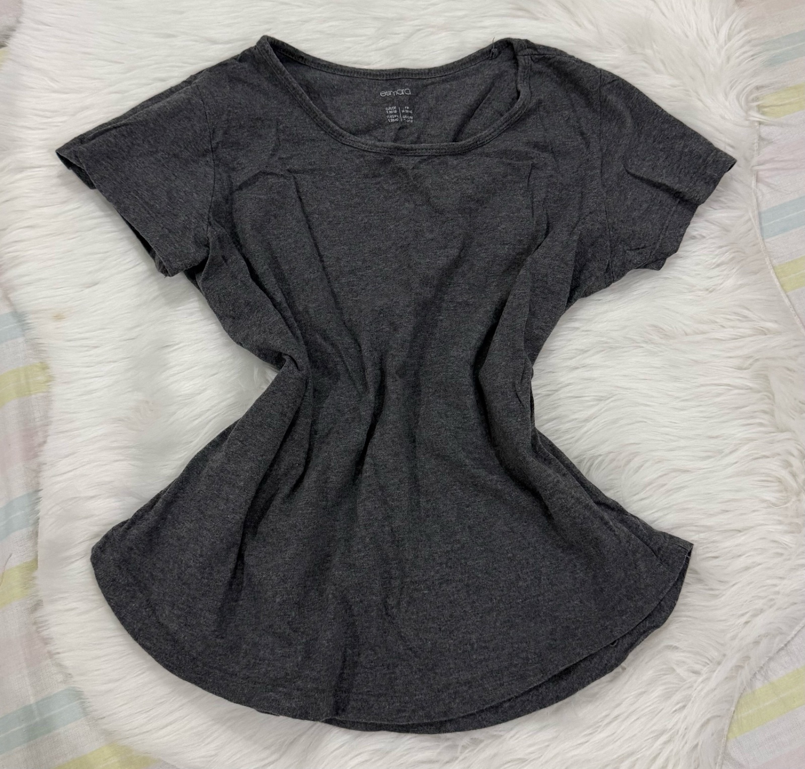T-shirt basique gris foncé Esmara - Taille M