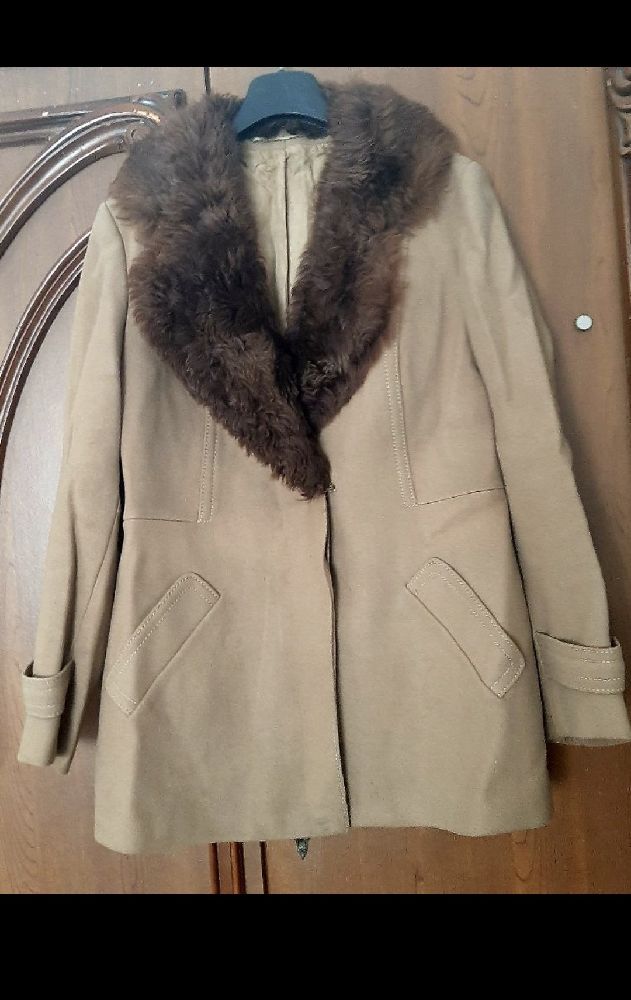 Veste cachemire à col fourure