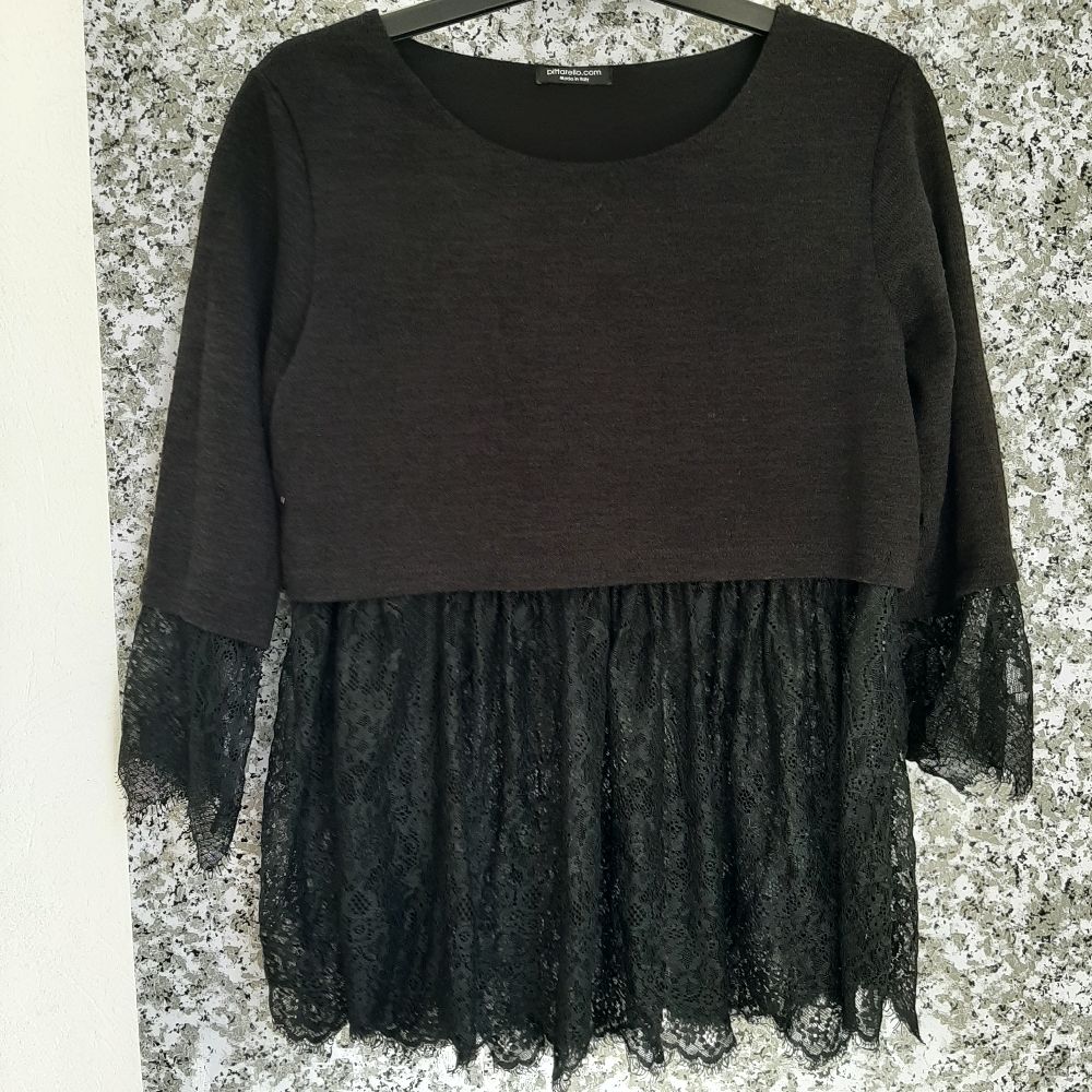 pull avec dentelle 