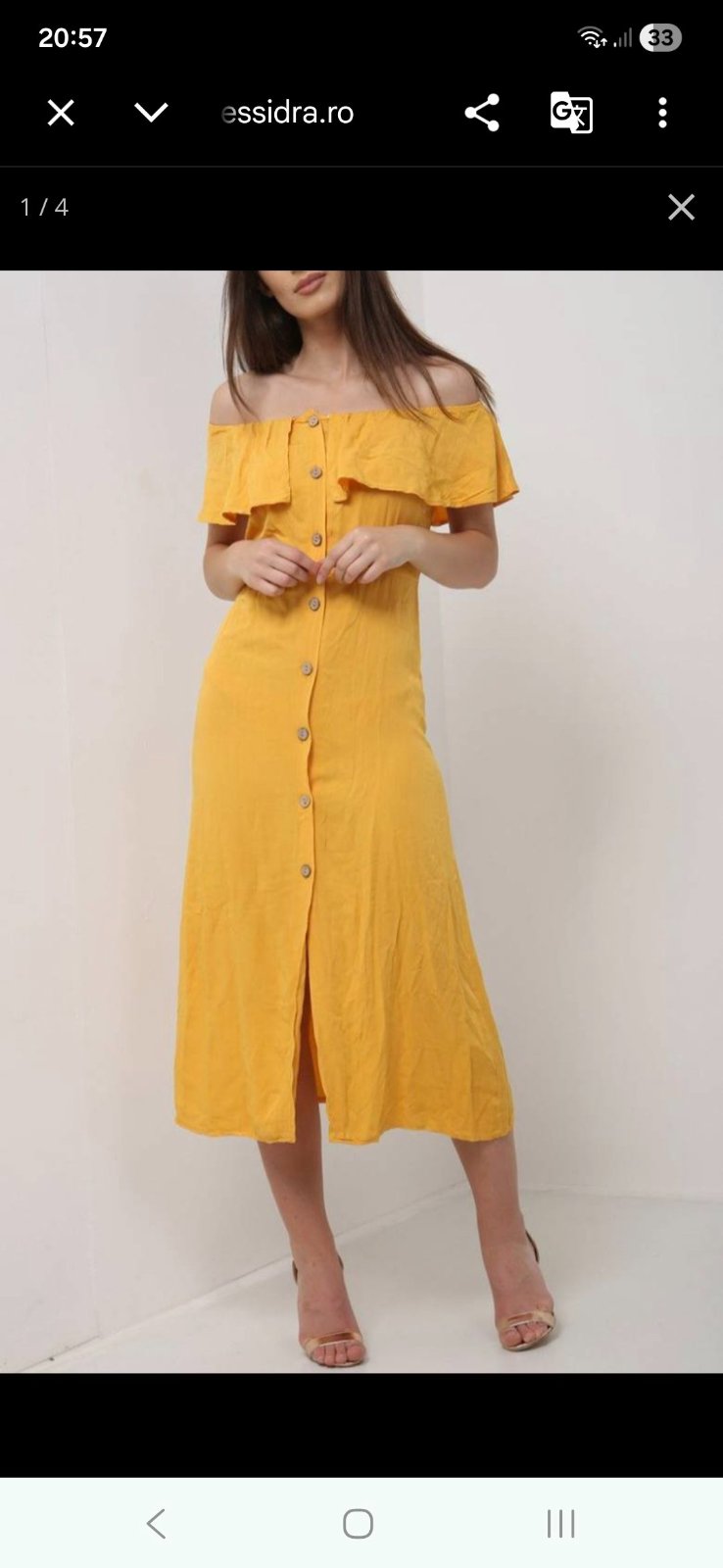 Robe décollettée