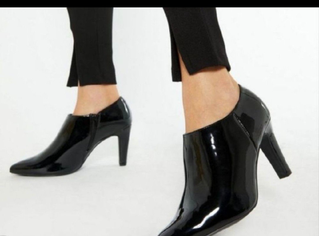 Bottine talon "NEW LOOK"