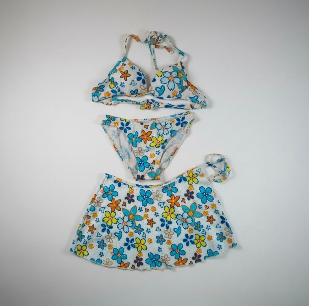 Biki fille avec cache-maillot taille 38