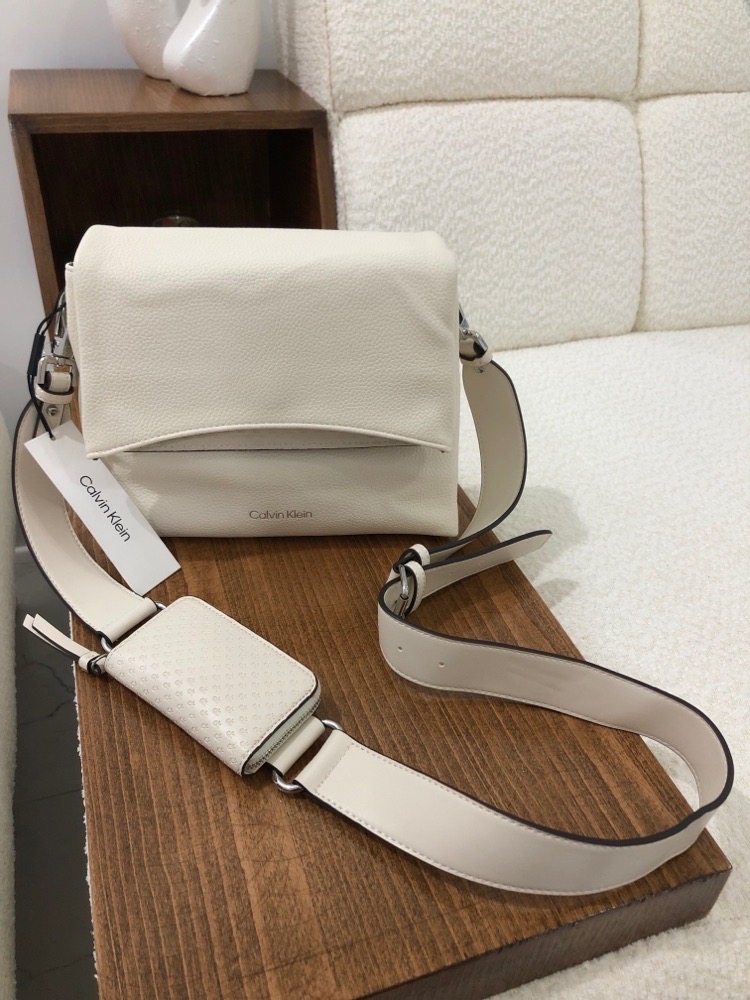 Calvin Klein Crossbody Bag Chrome