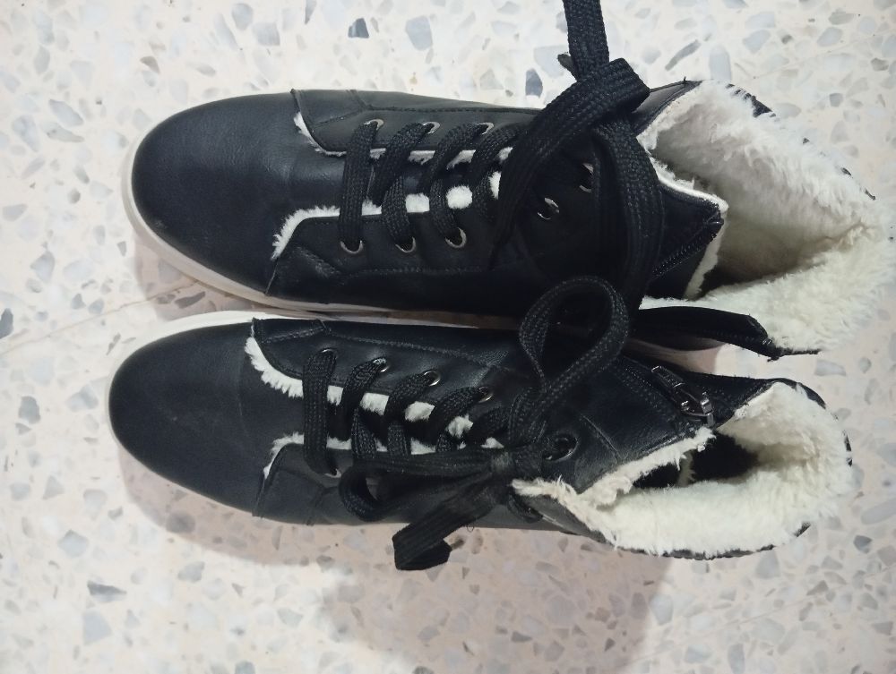 Shoes 
