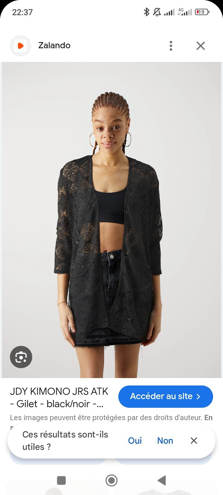 Gilet noire en dentelle élégante