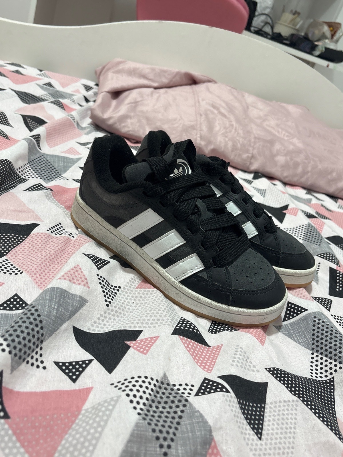 Chaussures adidas original