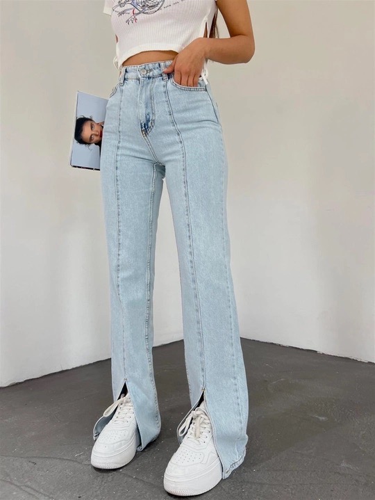 Jean bleu clair 🩵